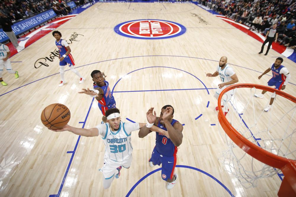 特别是在比 特别是在比