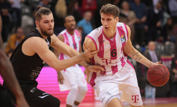 对高压逼抢 对高压逼抢