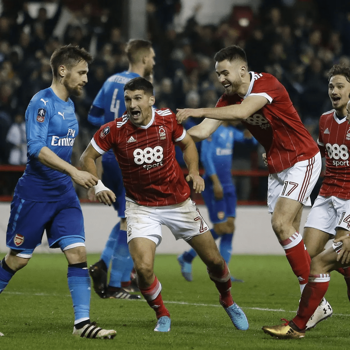 也是在传递 也是在传递