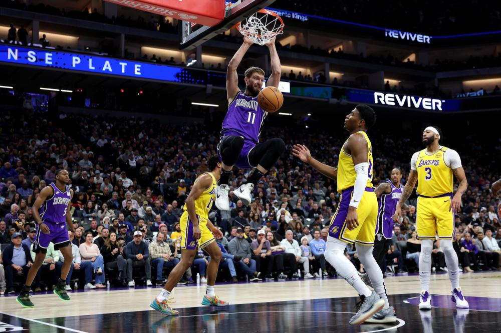 山东男篮冲 山东男篮冲